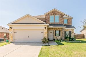 featured image of 2405 Lupton St