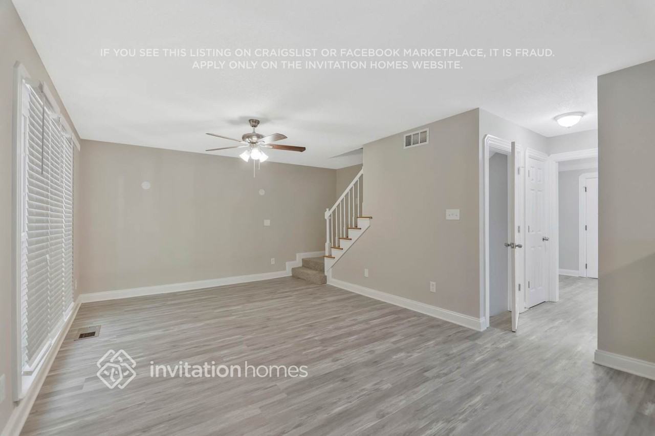 1301 Oak Arbour Ave - Photo 5 of 25