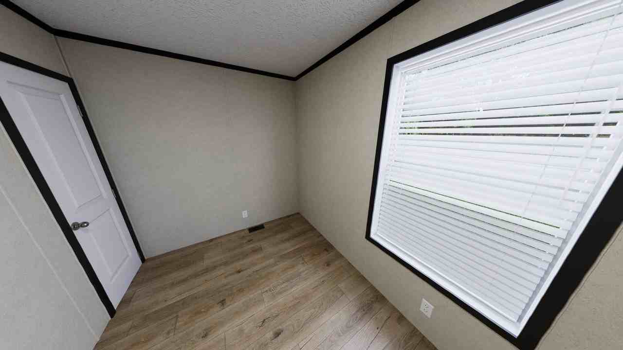 5208 Champagne Dr #154 - Photo 5 of 10