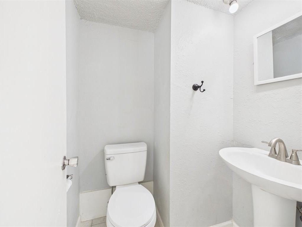 401 12th Ave Se #208 - Photo 4 of 29