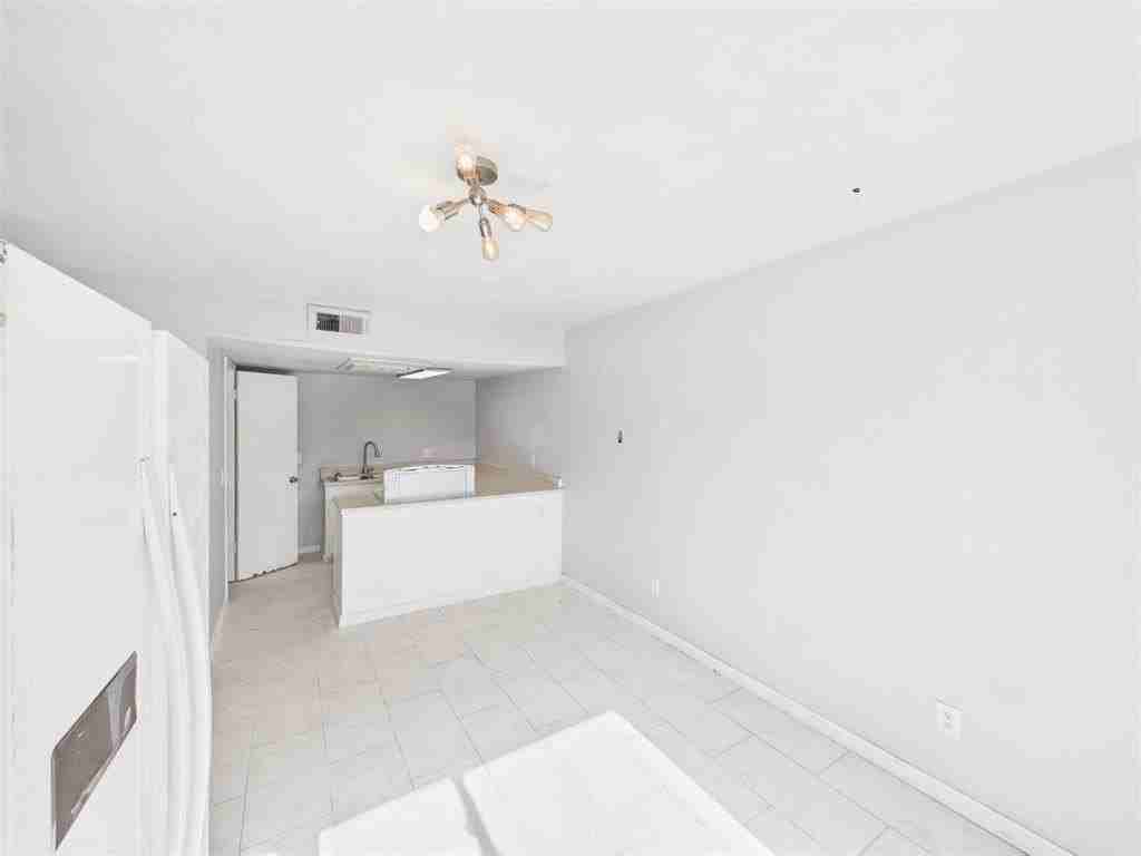401 12th Ave Se #208 - Photo 6 of 29