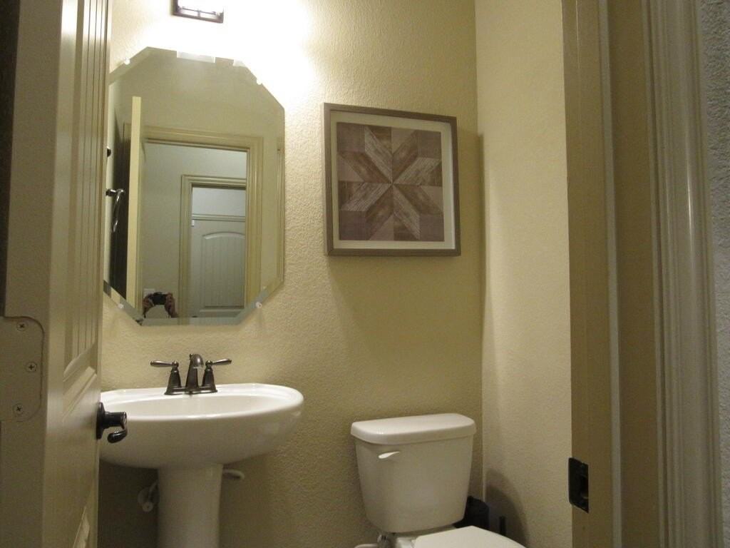 6703 Victory Pkwy - Photo 6 of 37