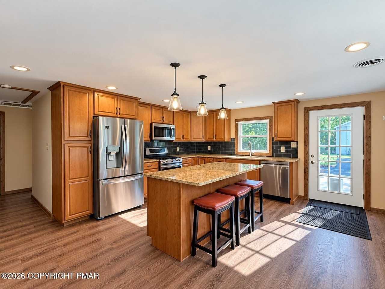 628 Stokes Mill Rd - Photo 6 of 23