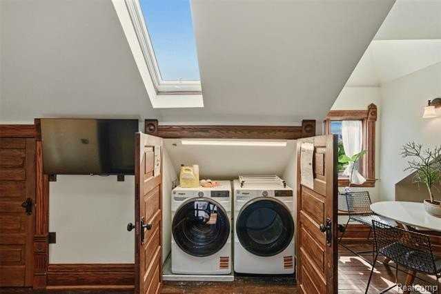 701 W Canfield St #05 - Photo 6 of 29