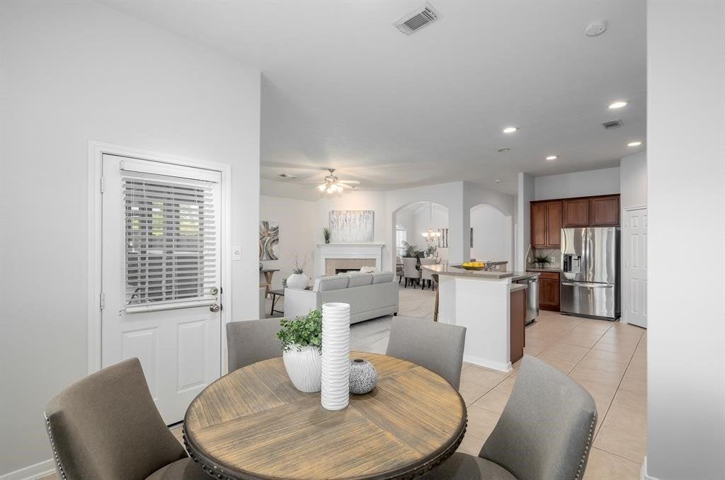 2414 Hannover Valley Ct - Photo 2 of 50