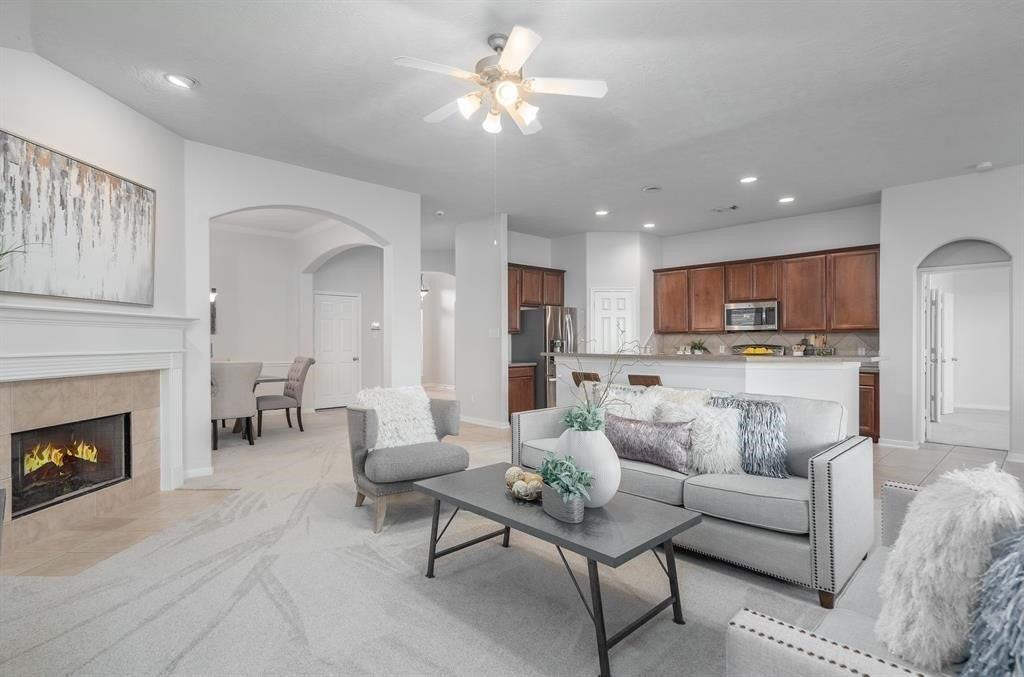 2414 Hannover Valley Ct - Photo 4 of 50