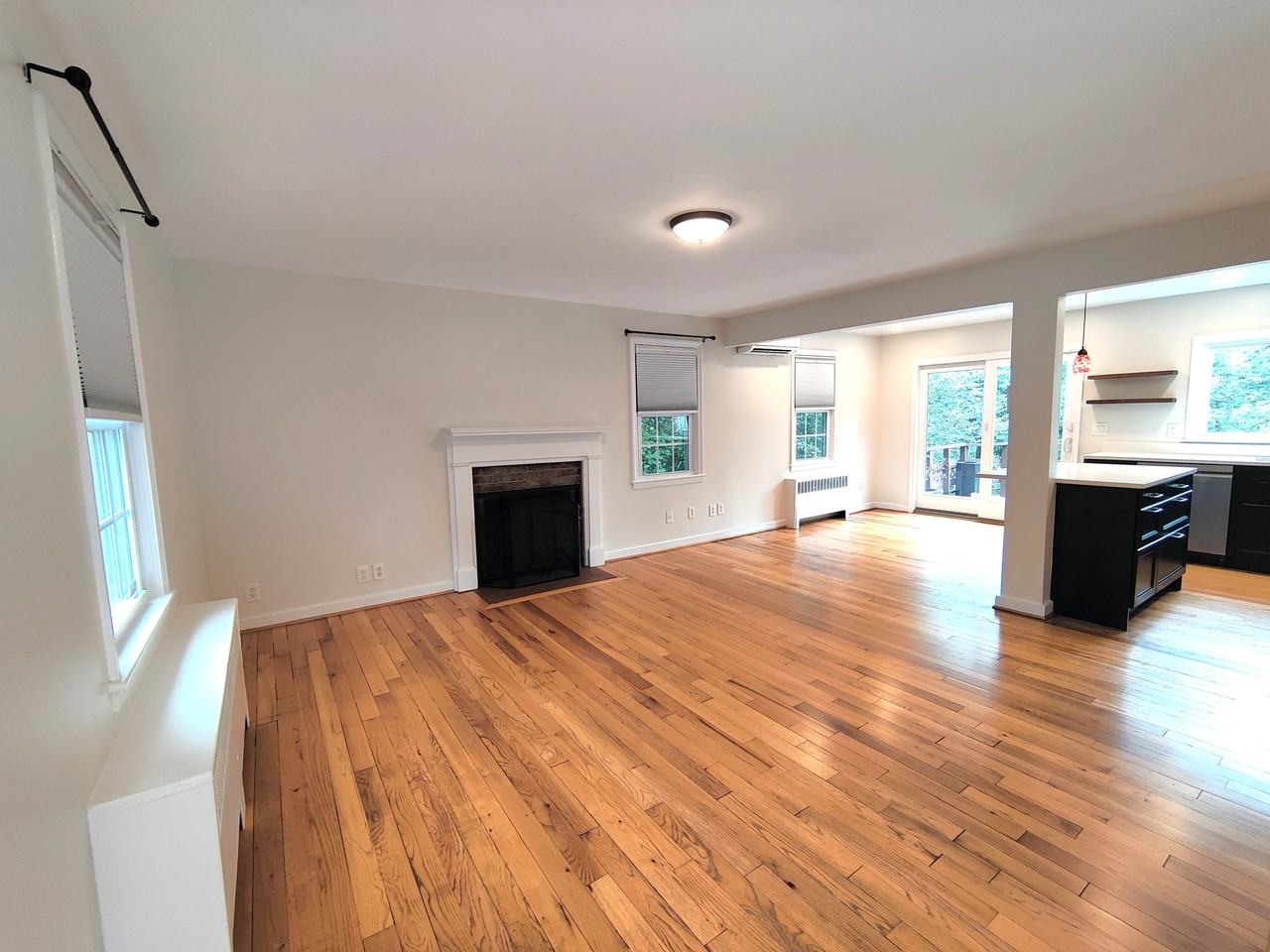 2416 S Culpeper St #1 - Photo 3 of 24