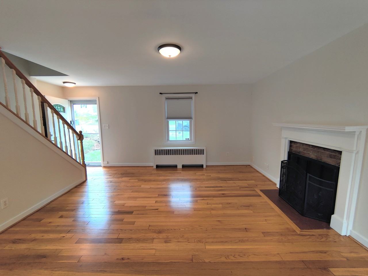 2416 S Culpeper St #1 - Photo 4 of 24