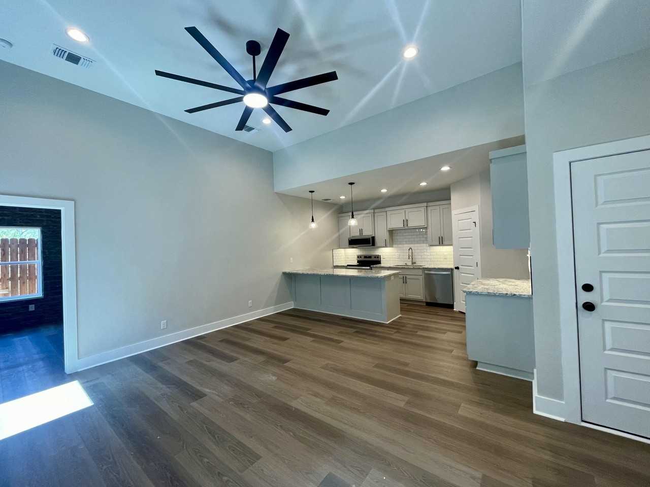 2959 Skyview Lane - Photo 4 of 18