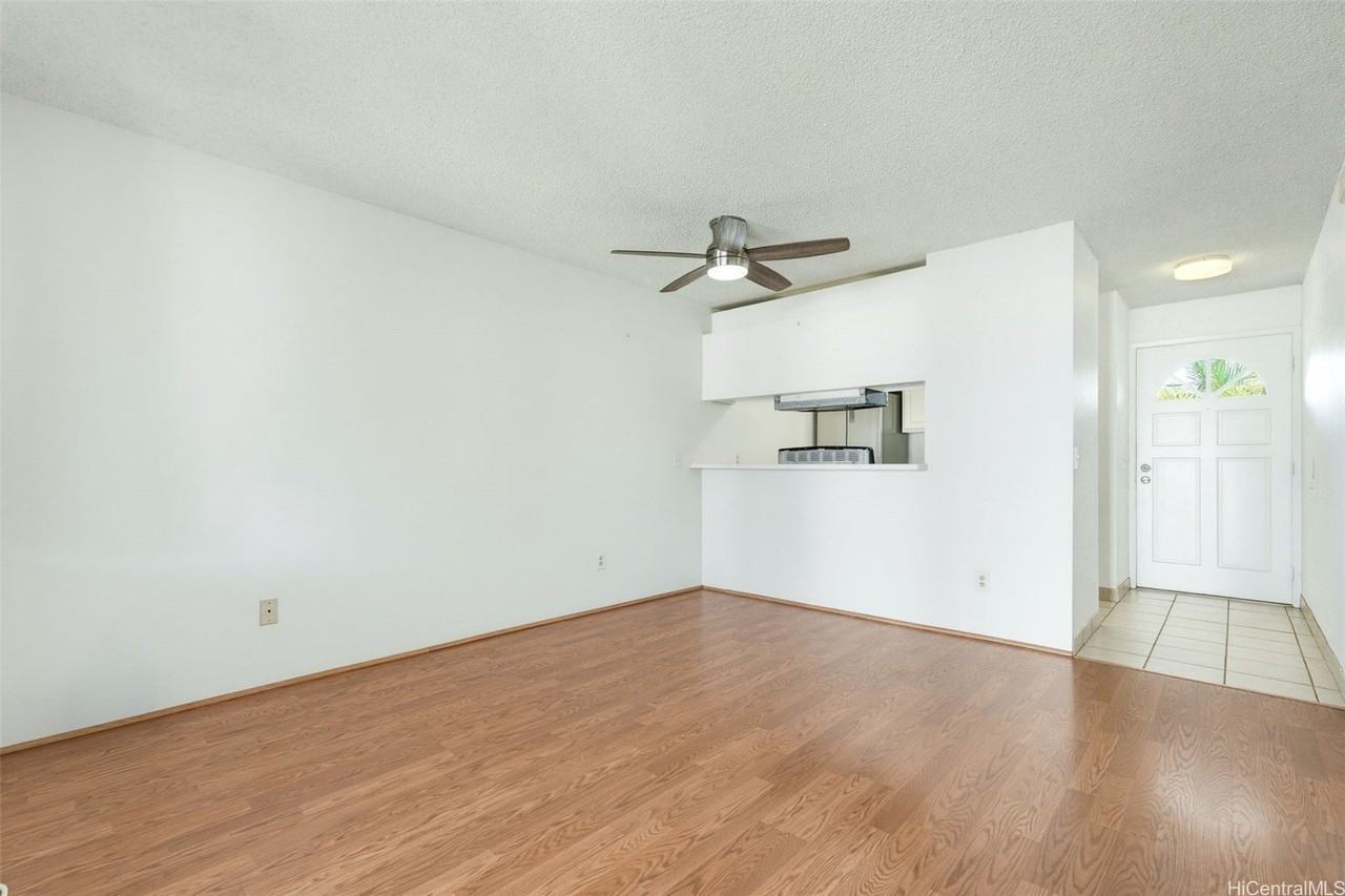 94-207 Lumiaina Pl - Photo 3 of 17