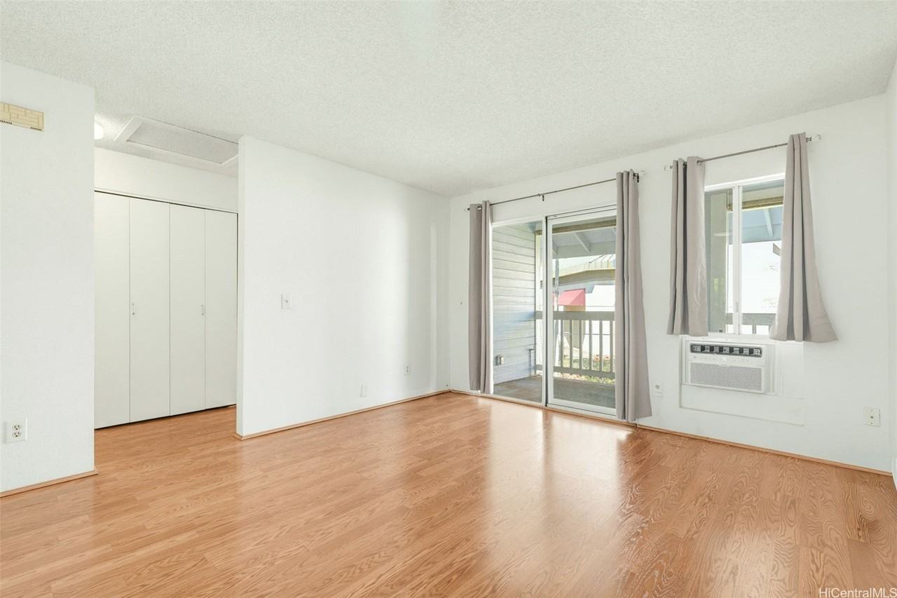 94-207 Lumiaina Pl - Photo 4 of 17