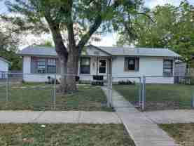 1107 Ada St - Photo 1 of 1