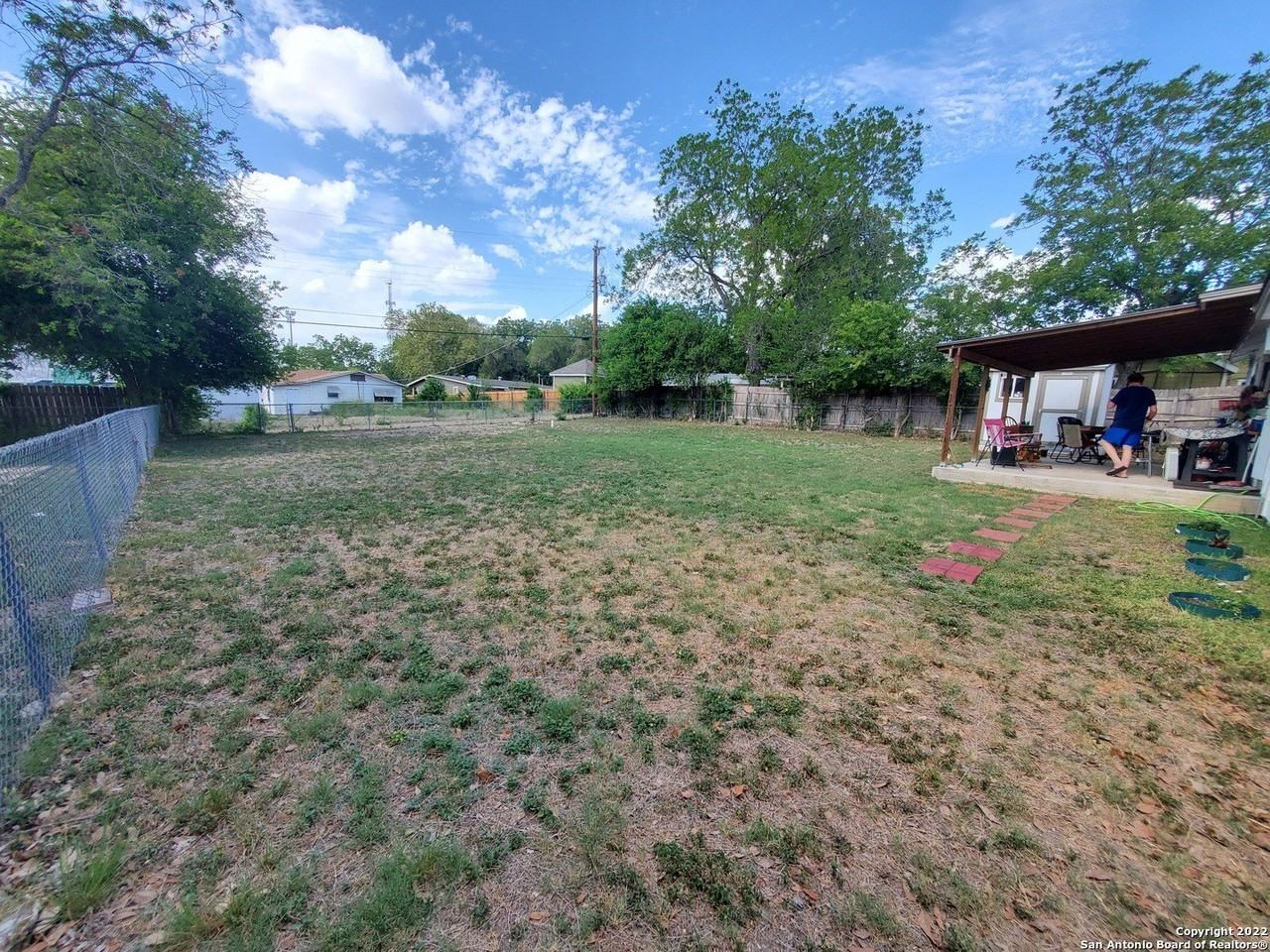 1107 Ada St - Photo 4 of 4