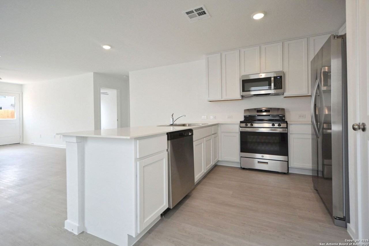 11559 Field Briar - Photo 4 of 28
