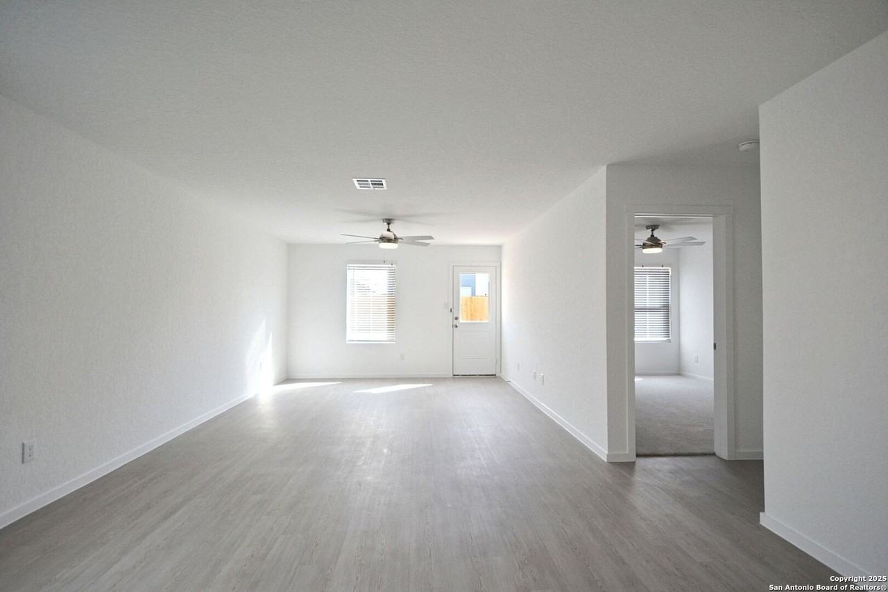 11559 Field Briar - Photo 6 of 28