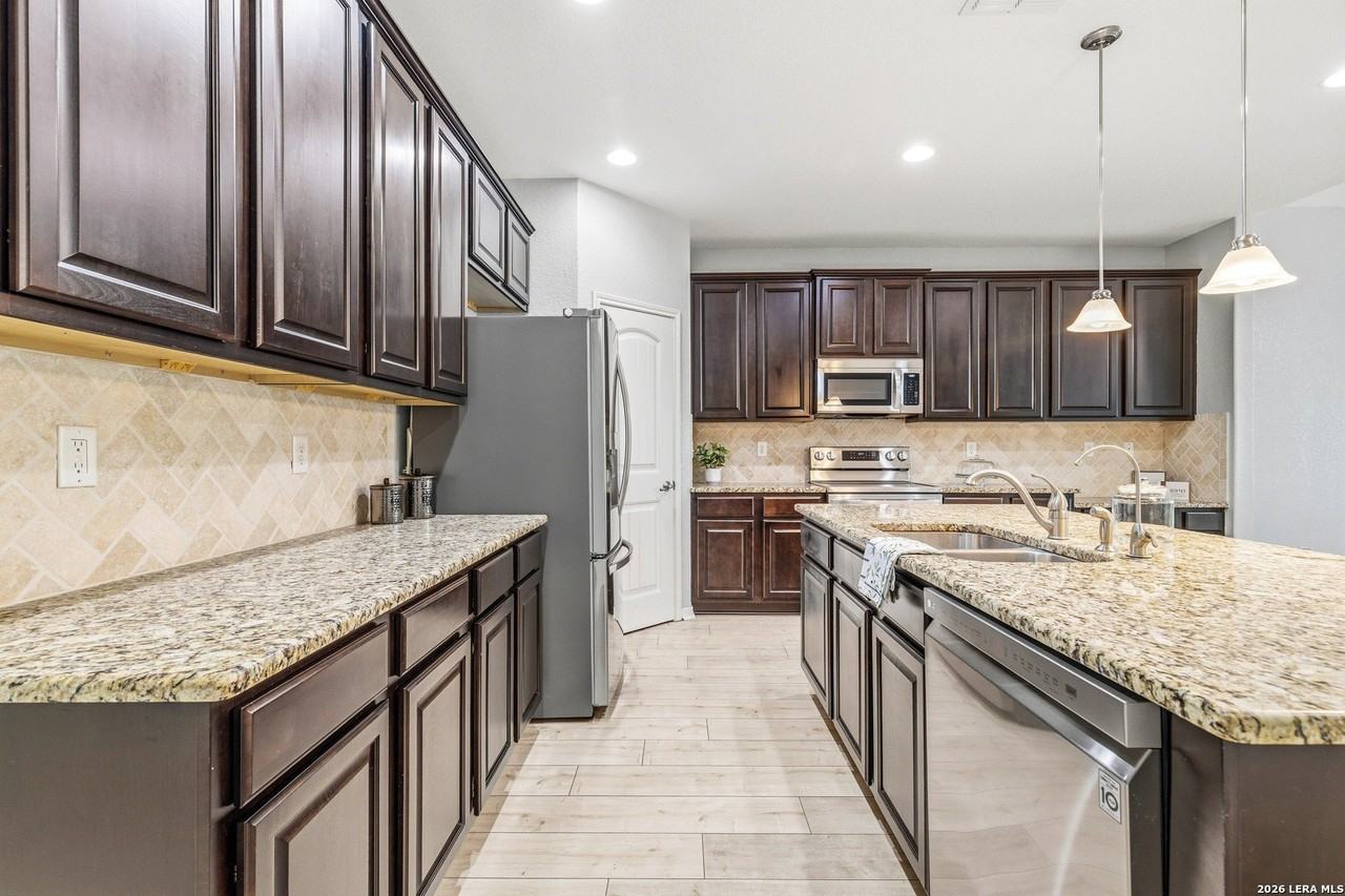 5473 Cypress Pt - Photo 6 of 50