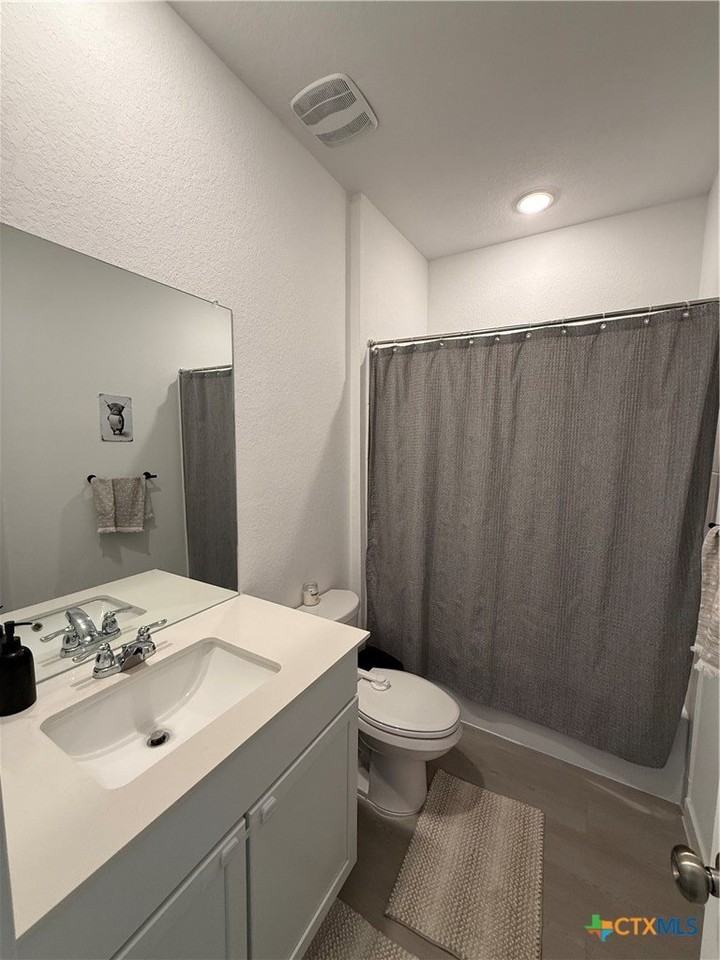 5535 Wilder St - Photo 4 of 24