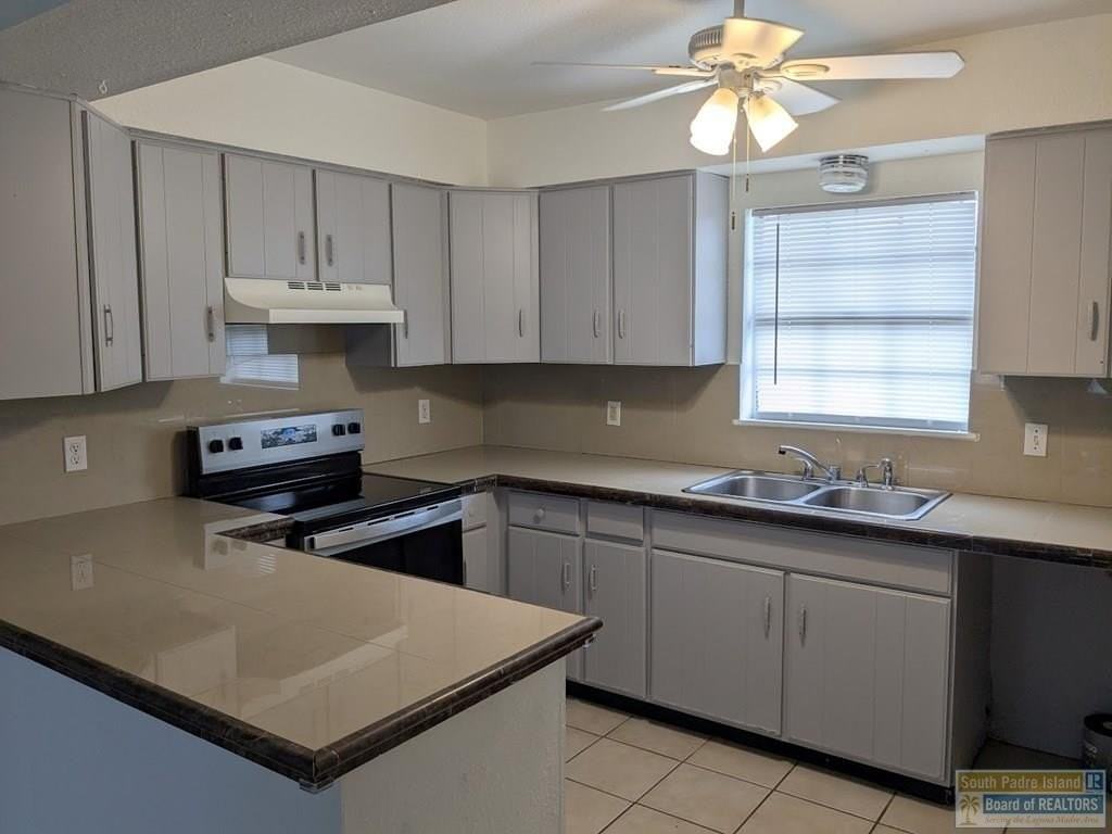 222 E Hickman Ave - Photo 4 of 12