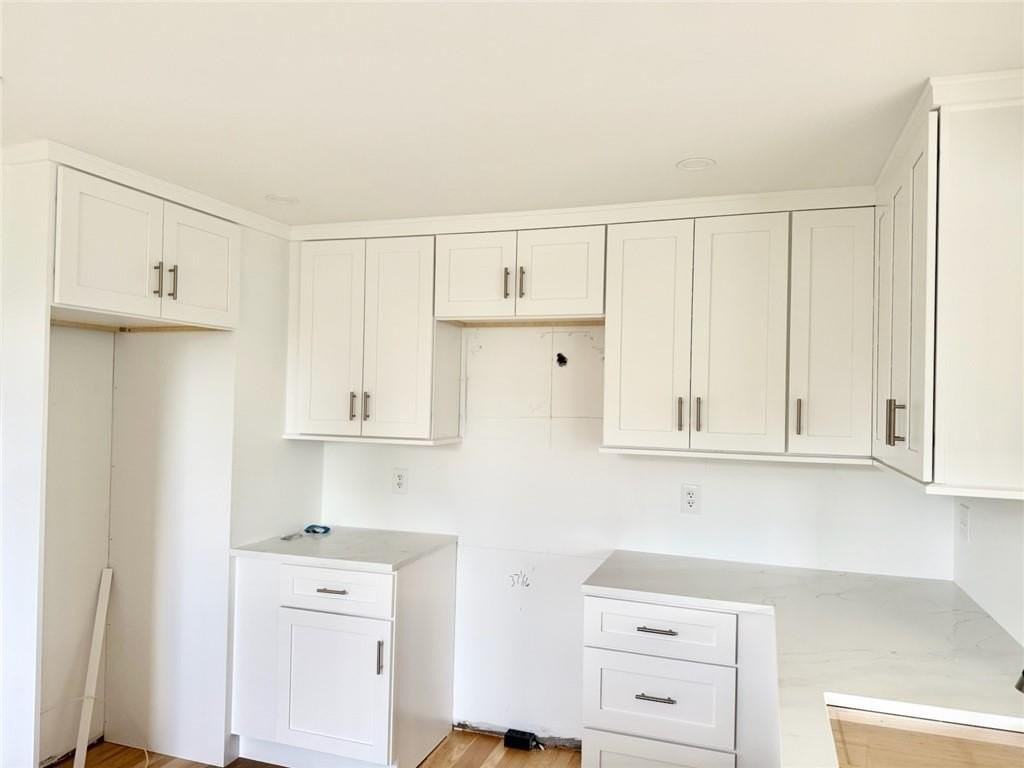 29 Reardon Dr - Photo 6 of 17