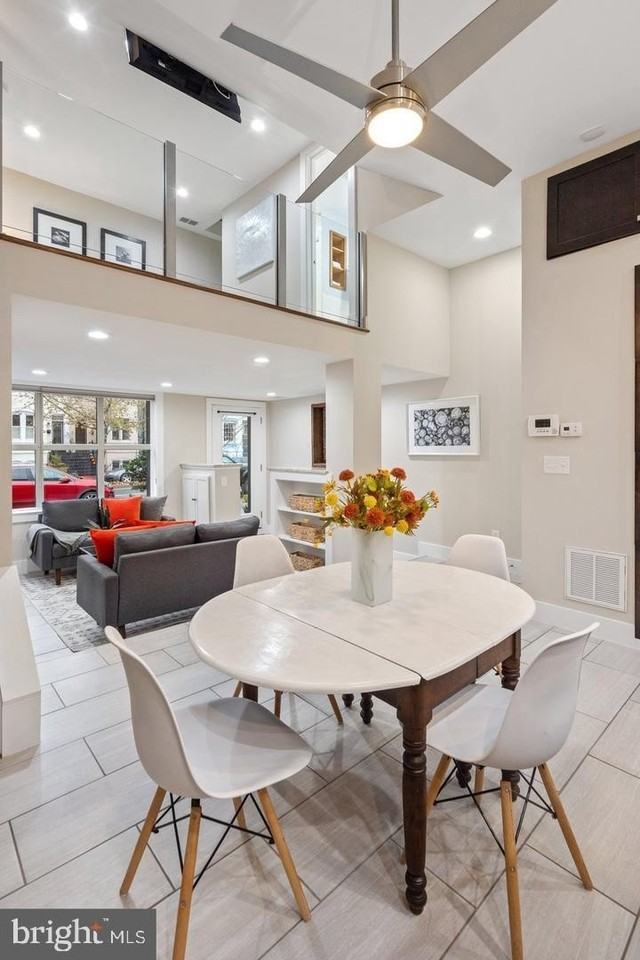 715 F St Ne - Photo 3 of 16