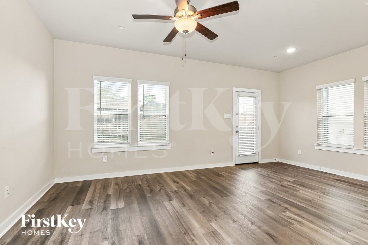 313 N Centro Cir - Photo 3 of 16
