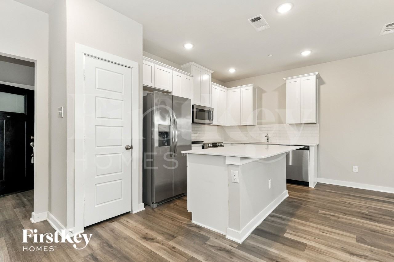 313 N Centro Cir - Photo 6 of 16
