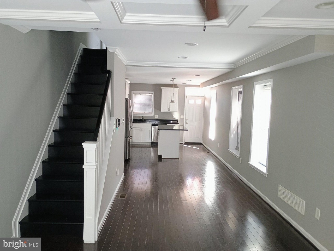 1 N Clinton St - Photo 5 of 30