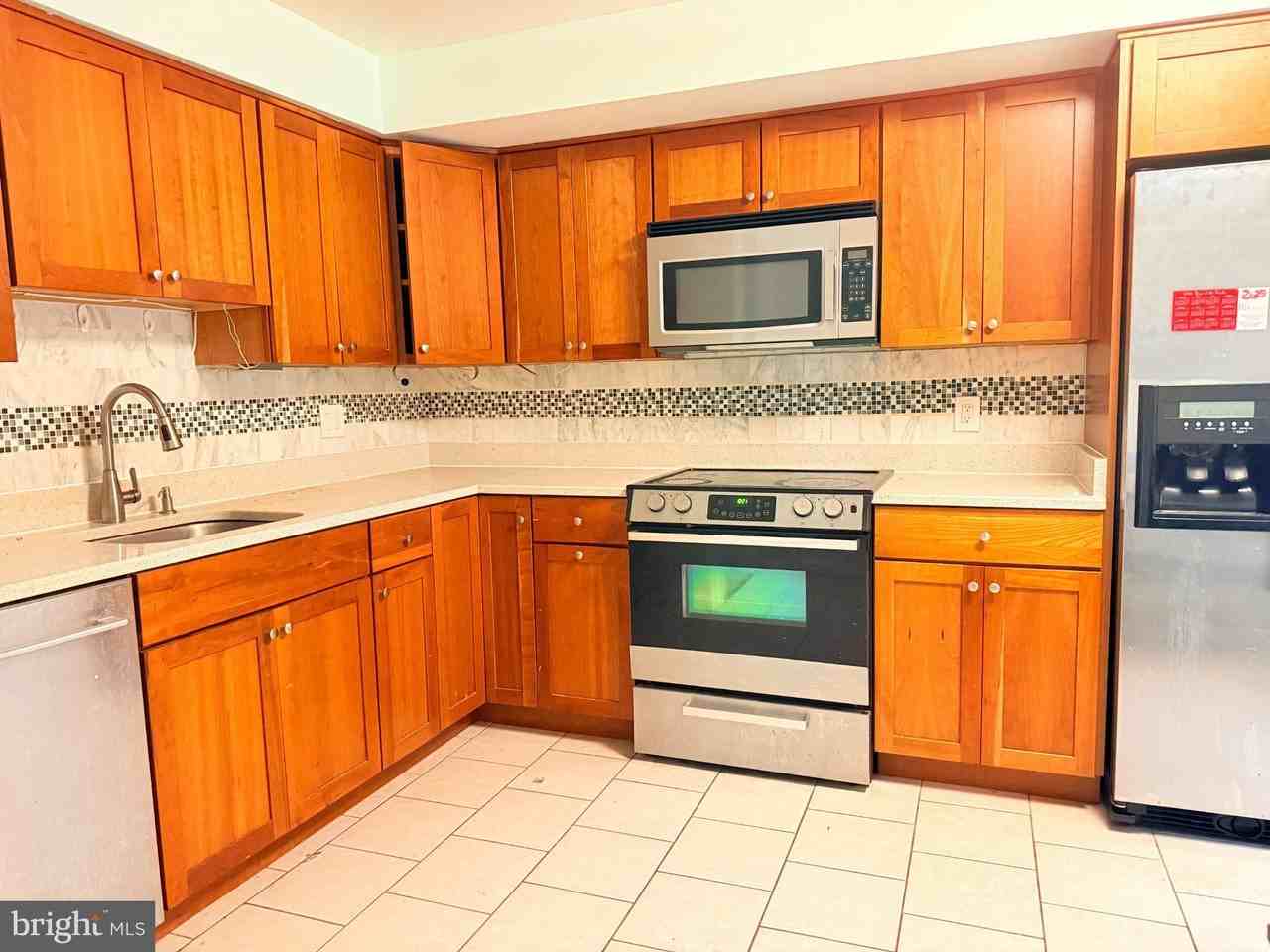 109 Swarthmore Dr #109 - Photo 2 of 29