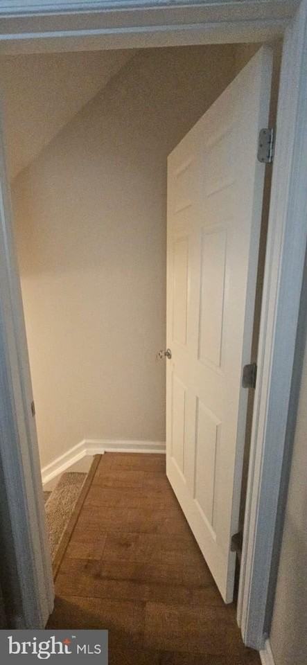 6423 Beechfield Ave - Photo 6 of 24