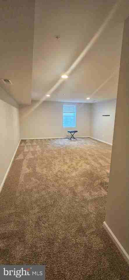 6423 Beechfield Ave - Photo 7 of 24