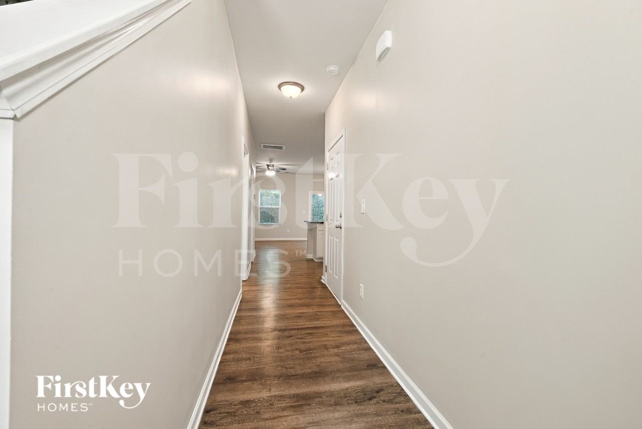 10728 Rivergate Dr Nw - Photo 3 of 16