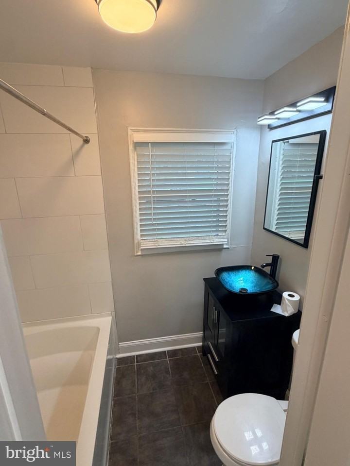 129 Pheasant Ln - Photo 6 of 16