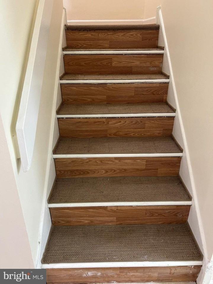 6 Buttonwood Rd - Photo 7 of 13
