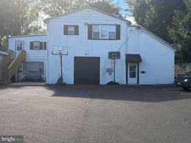 1048 Gray Ave #C - Photo 1 of 1