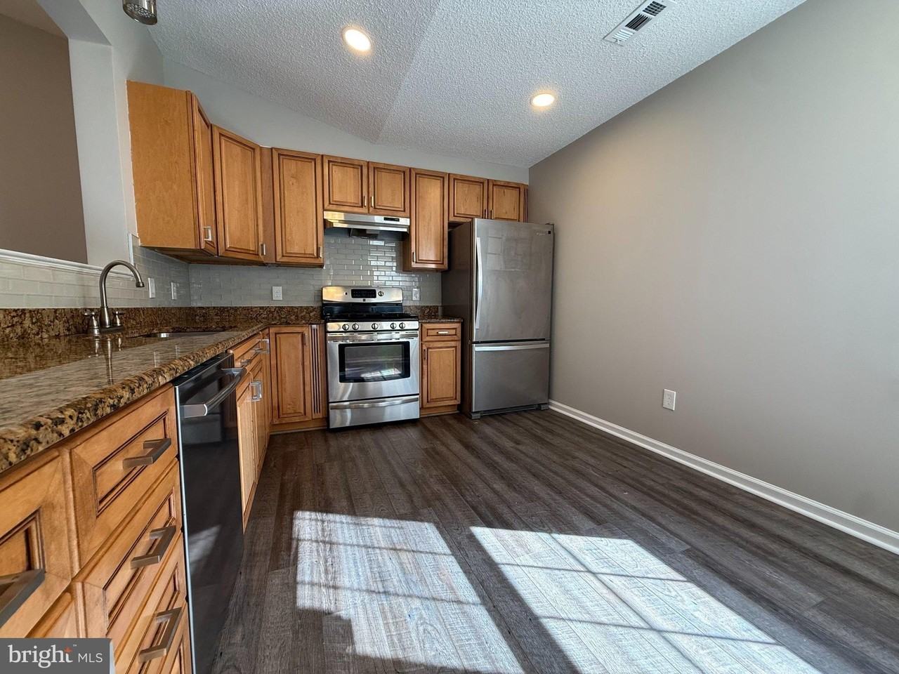 462 Cedar Hollow Dr - Photo 6 of 18