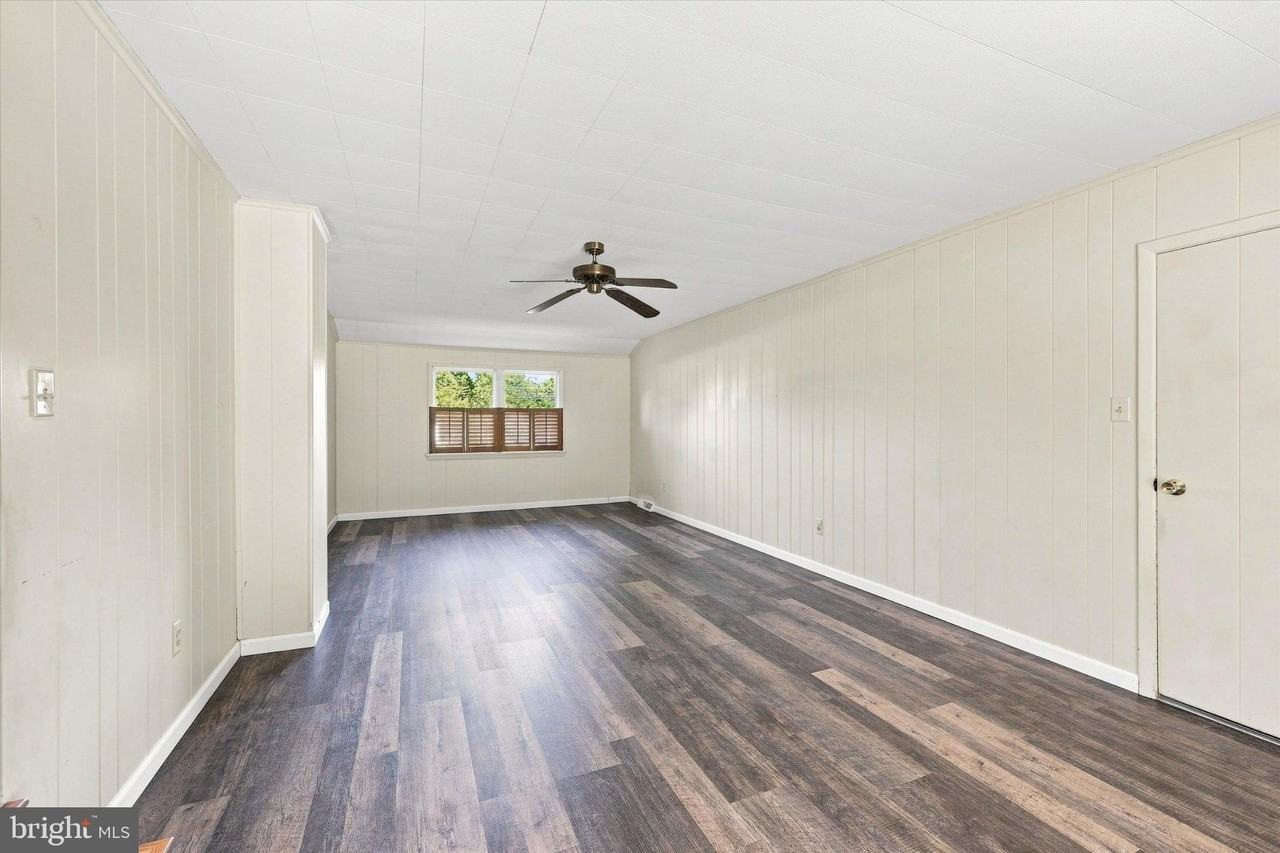 320 Richardson Rd - Photo 6 of 25