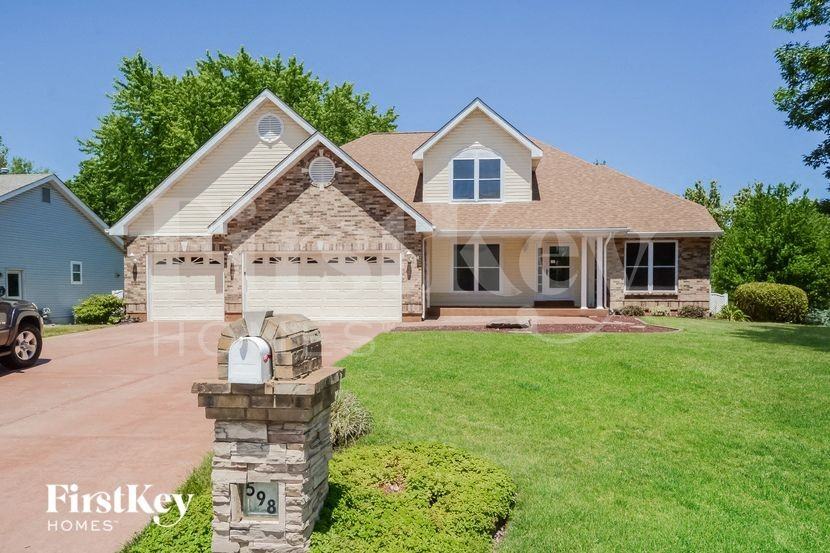 598 Woodchuck Ln - Photo 2 of 15