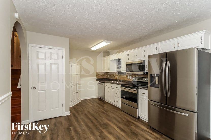 105 Tanner Dr - Photo 5 of 15