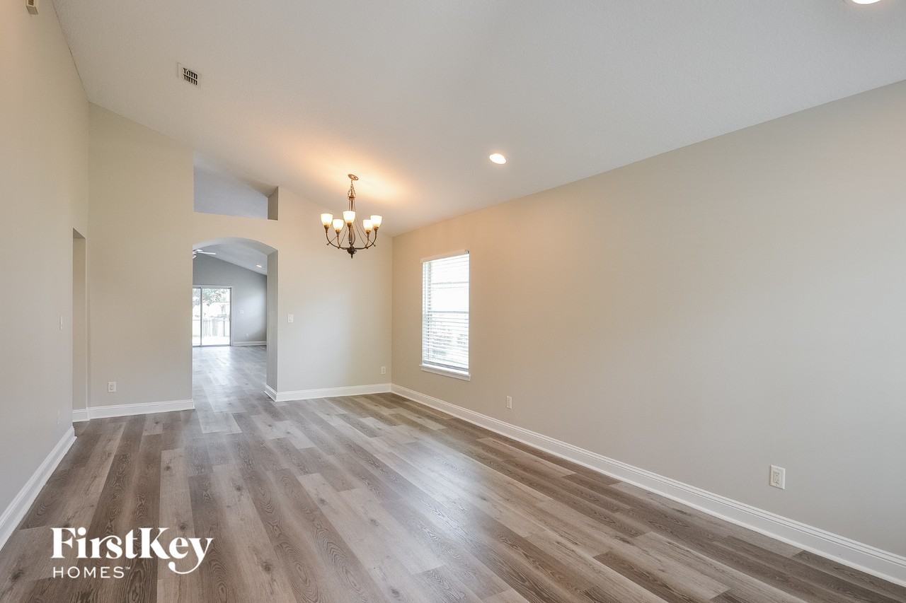 14744 Falling Waters Dr - Photo 5 of 15