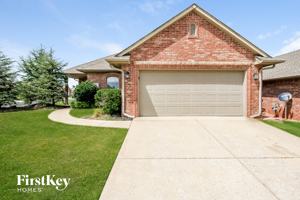 featured image of 813 Sw 38th St