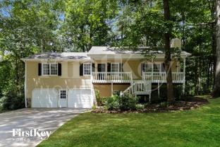 4295 Hickory Point Dr - Photo 1 of 1