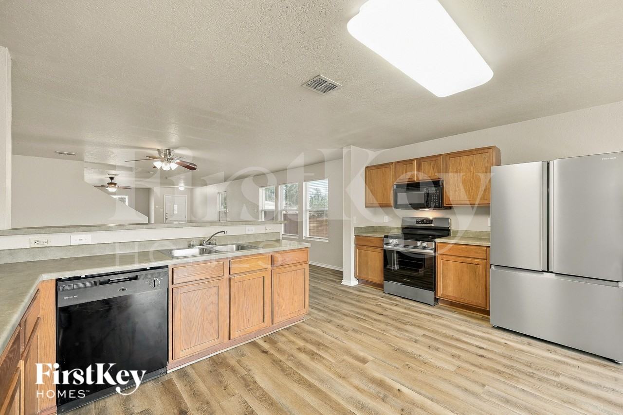 3502 Sage Mdw - Photo 7 of 16
