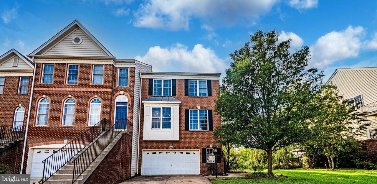 22619 Upperville Heights Sq