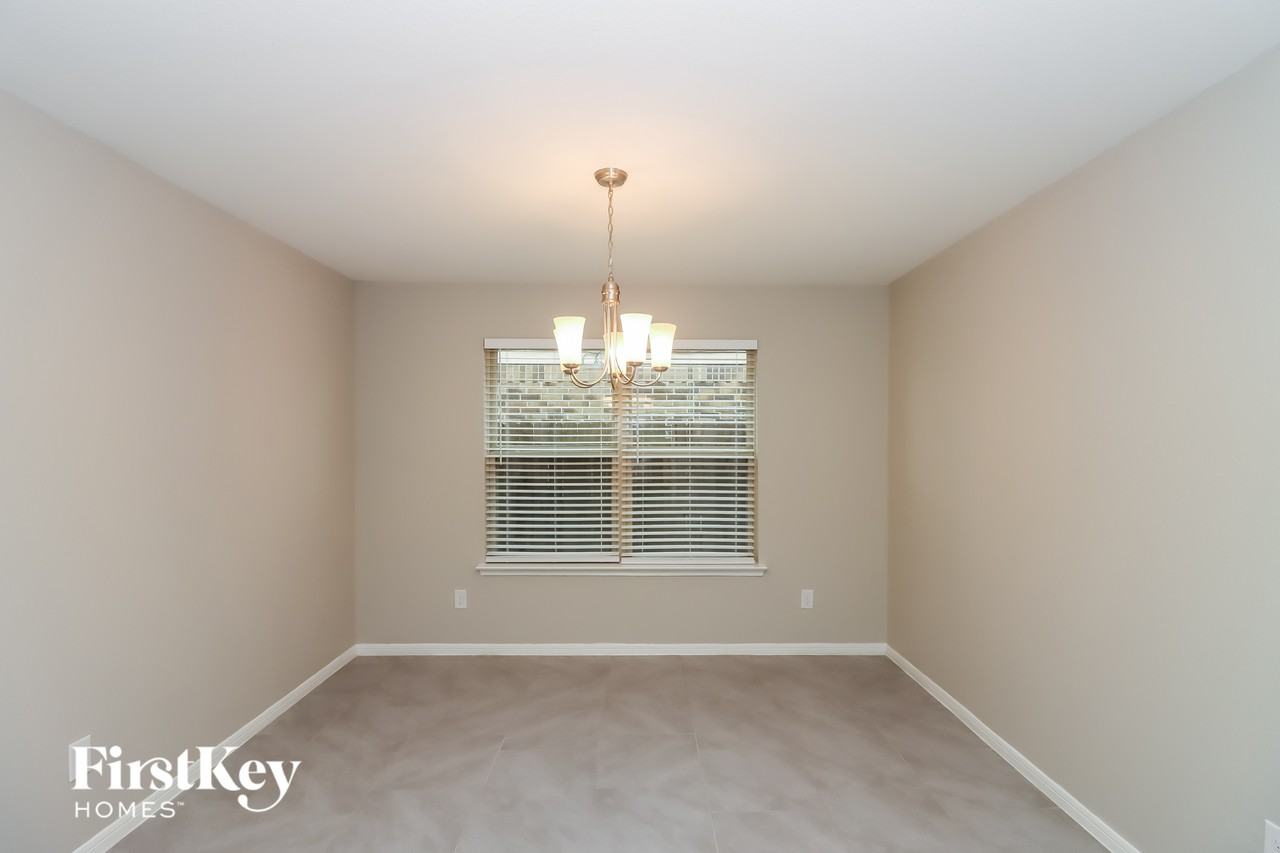 8114 Gambrel Way - Photo 5 of 15