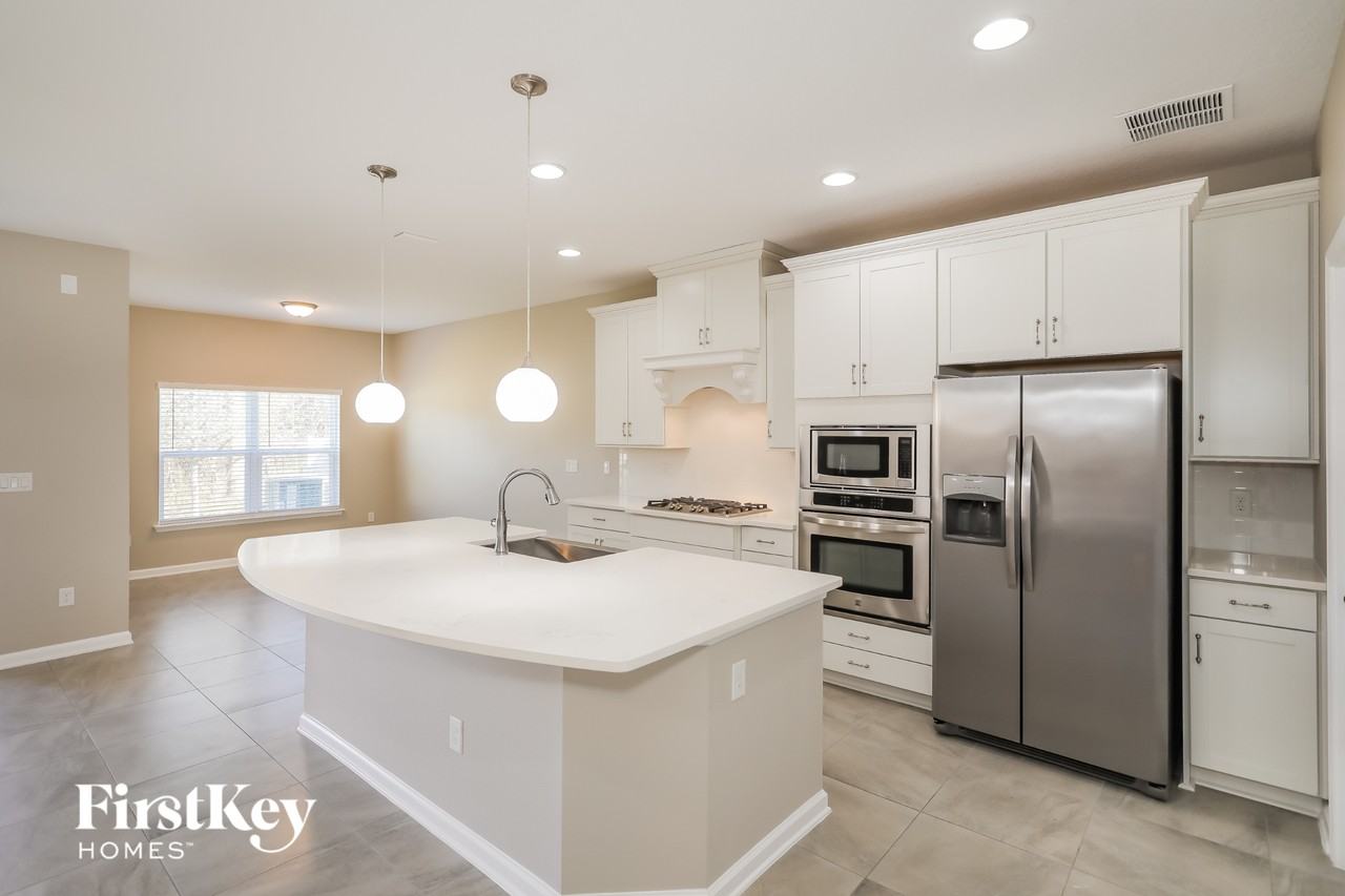 9885 Kevin Rd - Photo 6 of 15