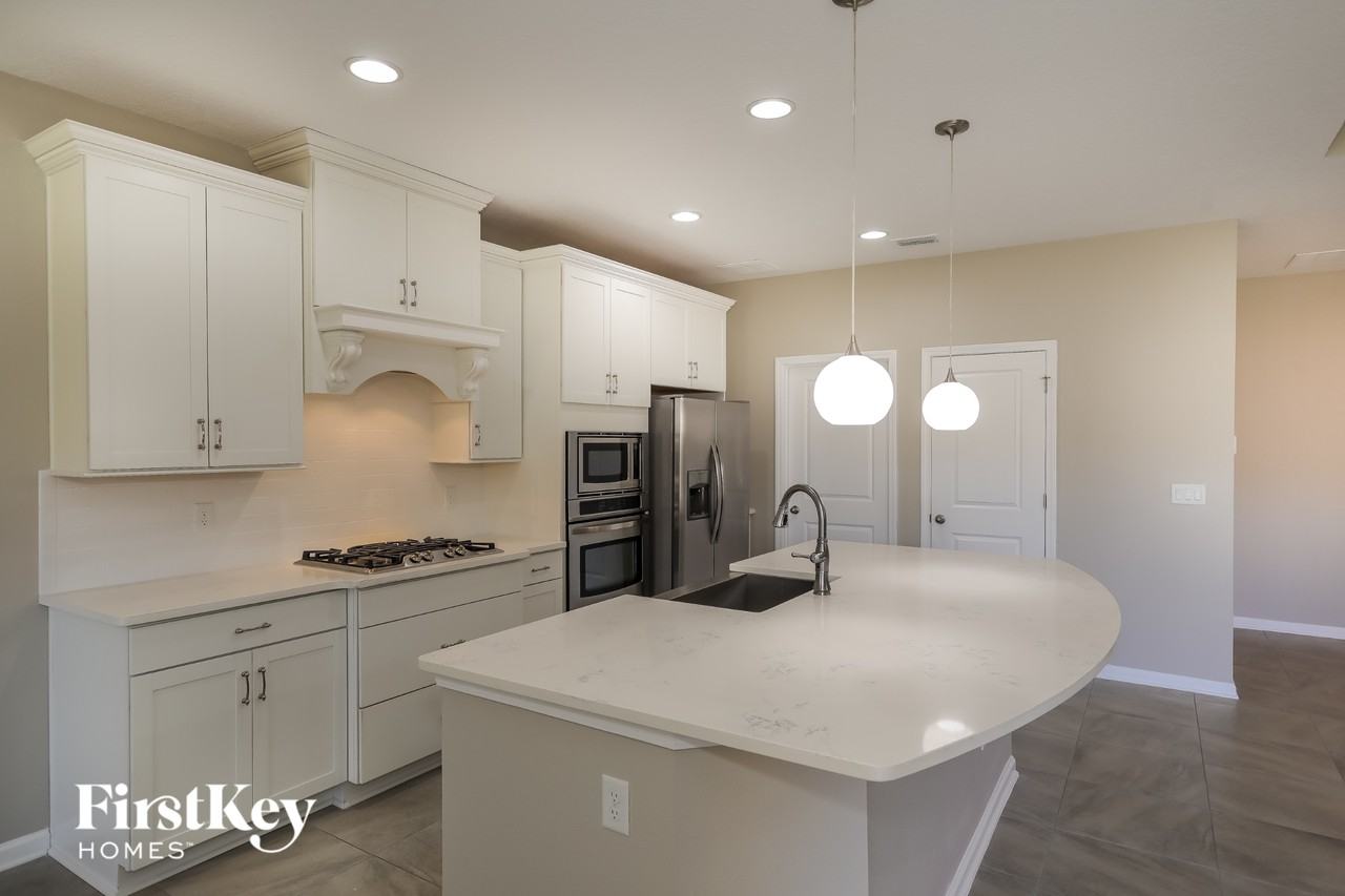 9885 Kevin Rd - Photo 7 of 15