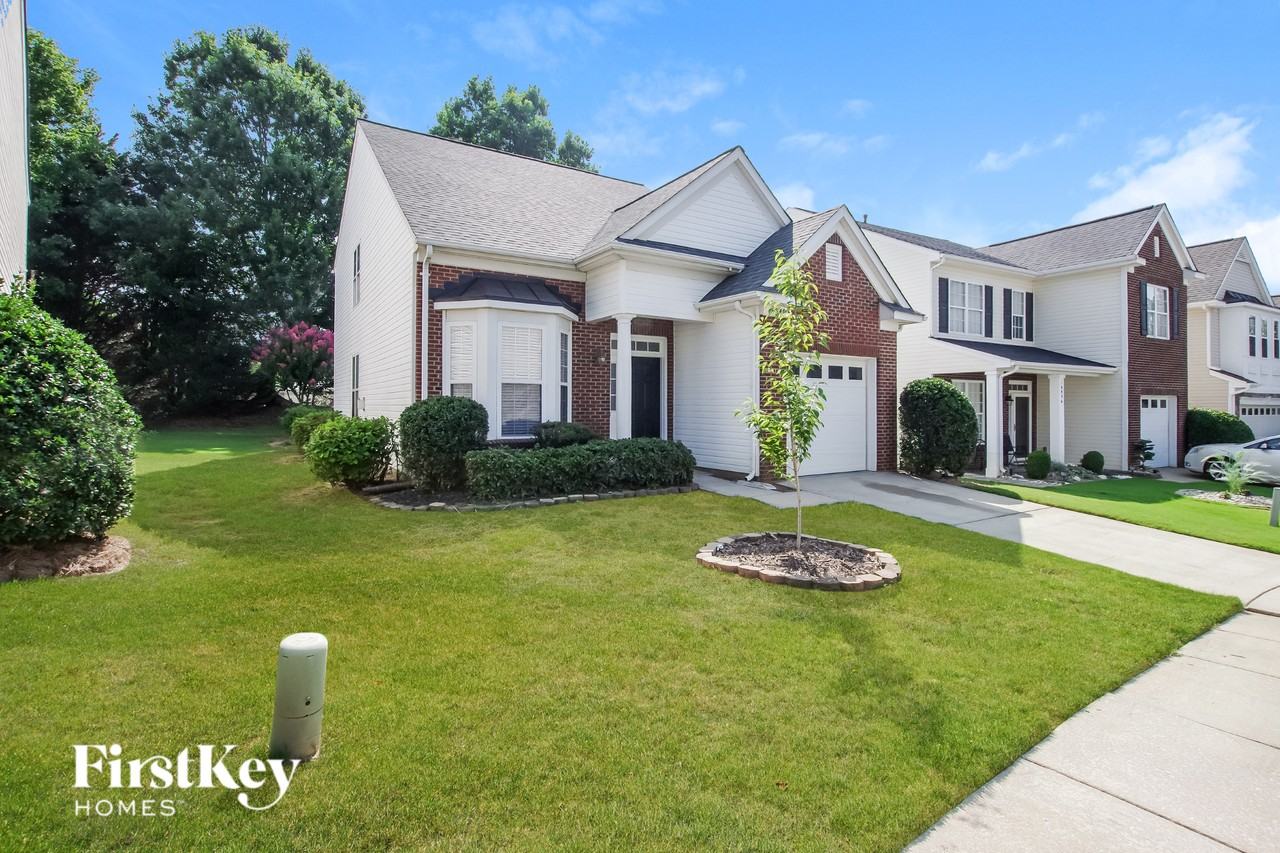 16840 Kettlewell Ln - Photo 2 of 15