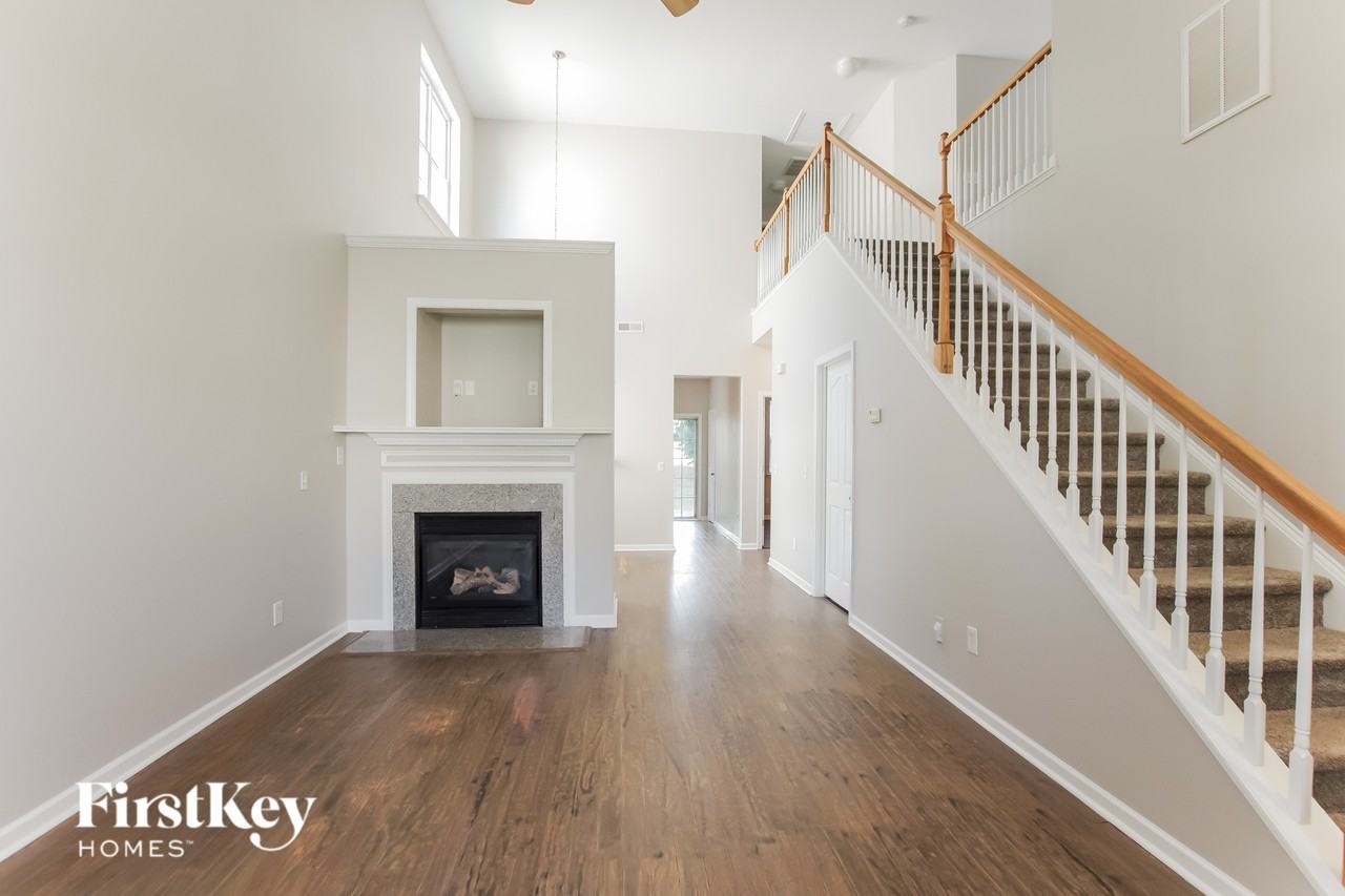 16840 Kettlewell Ln - Photo 4 of 15