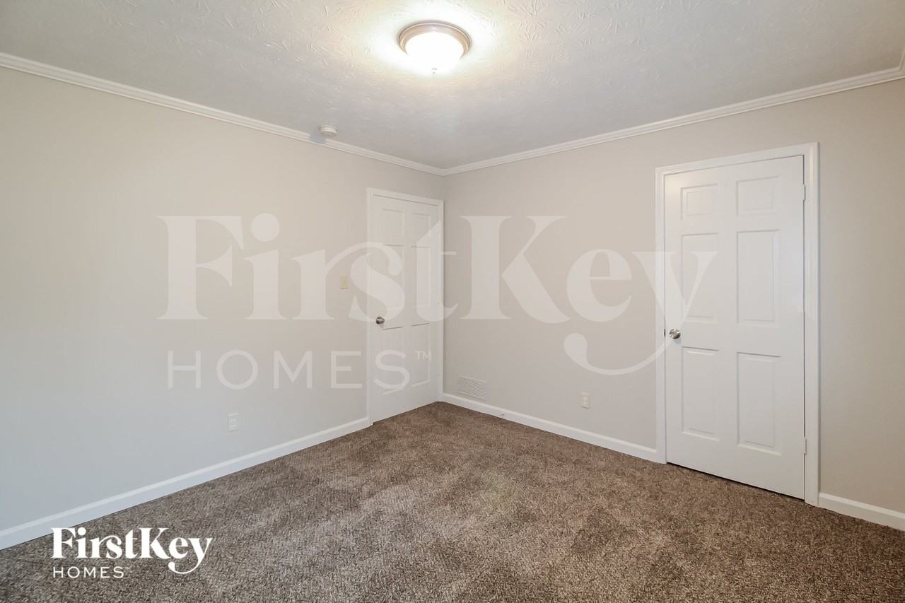 1673 Moss Dr - Photo 7 of 15