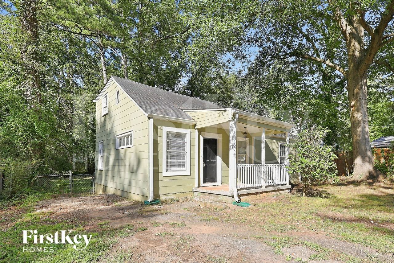 2238 Brunswick Ave - Photo 2 of 16